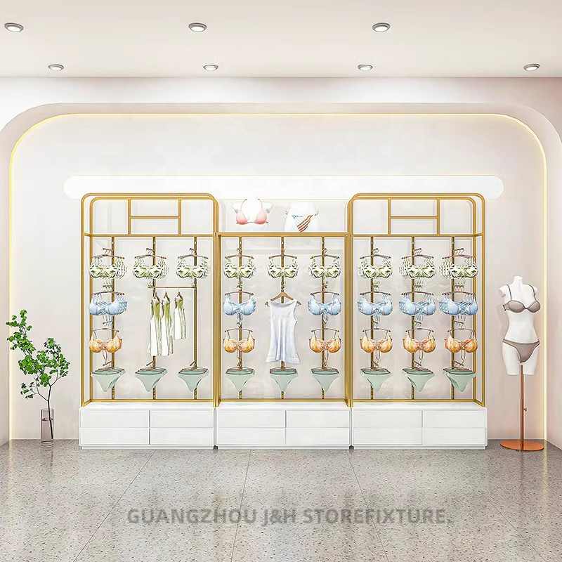 Customized. Luxury Lingerie Sh - Interior Design Type incelemesi ve fiyatı